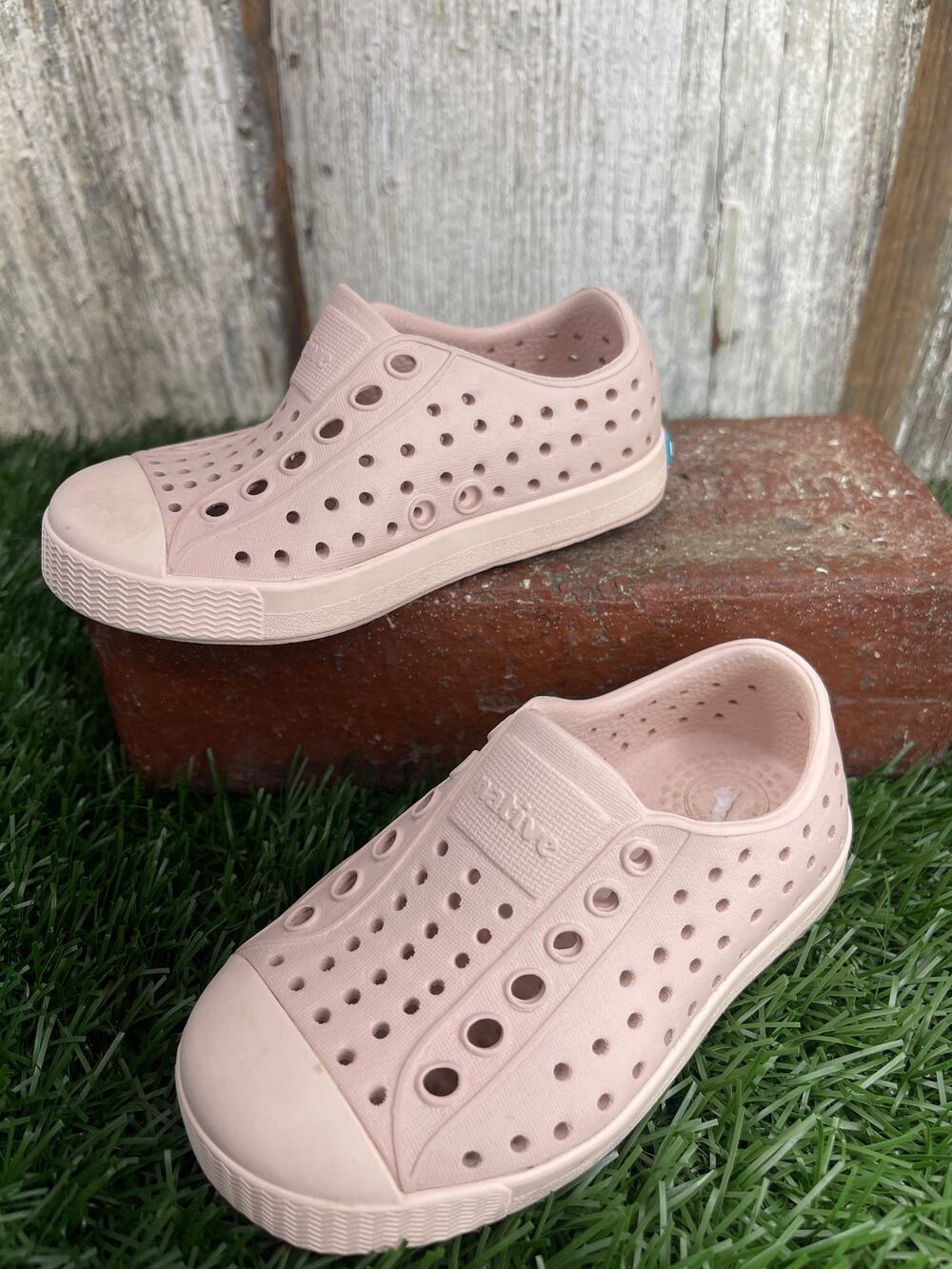 Native Jefferson Blush Lightweight Slip On Shoes C5
